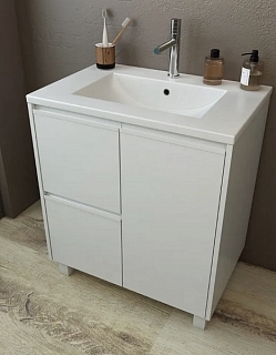 Тумба Вега 70 напольная с умывальником Вега-70, белая